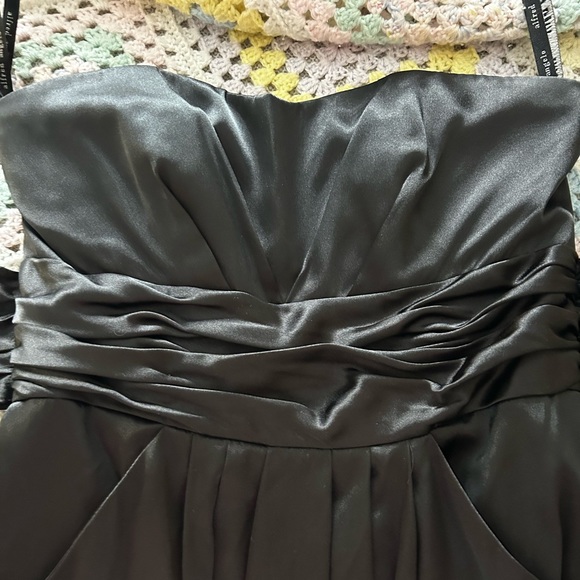 Black dress worn once - Picture 3 of 4